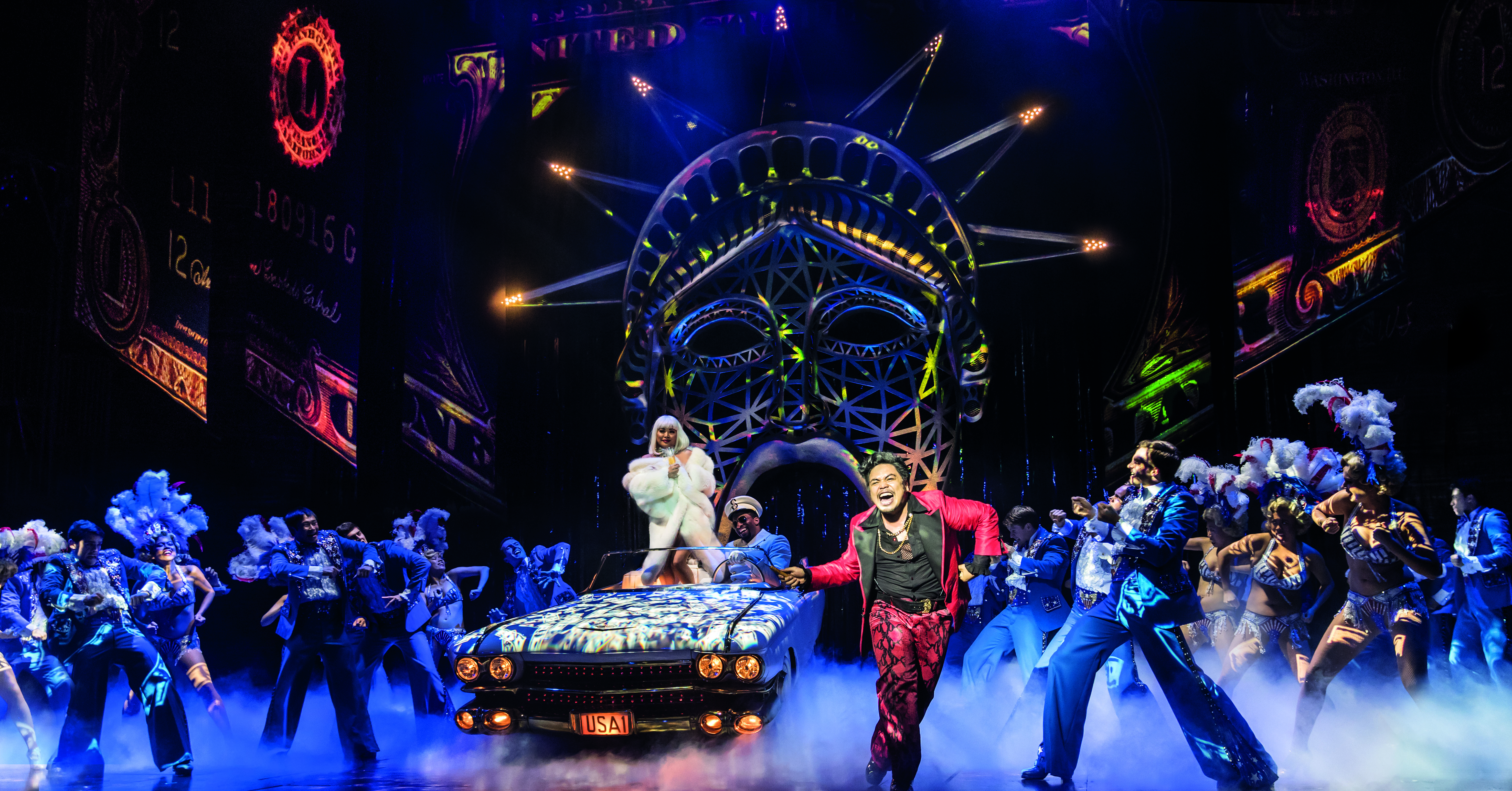 MISS SAIGON. Red Concepción &#39;The Engineer&#39; and company. Photo by Johan Persson